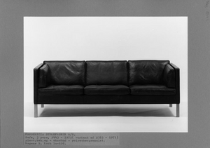 Sofa 2443 by Borge Mogensen